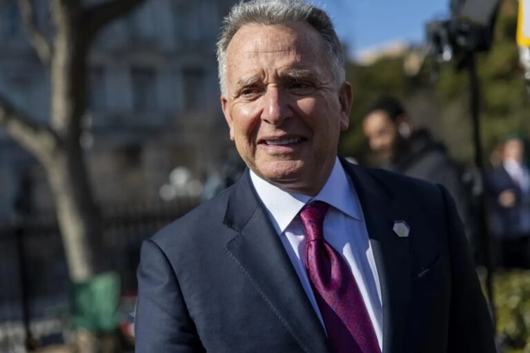 Enviado de EEUU Steve Witkoff llega a Rusia