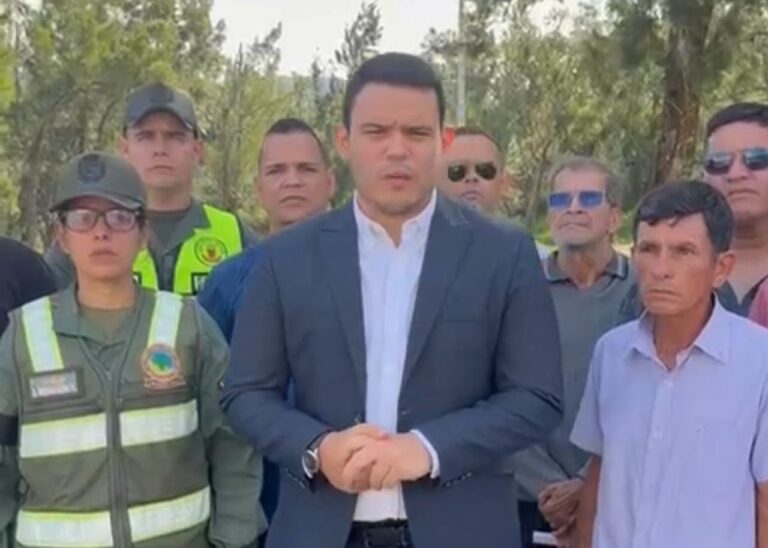 Atienden denuncia en Capacho Viejo referente a permiso de construcción