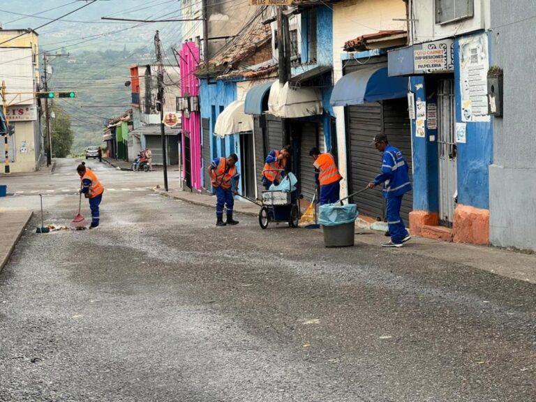 Activó la Alcaldía operativo de limpieza este 25 de diciembre
