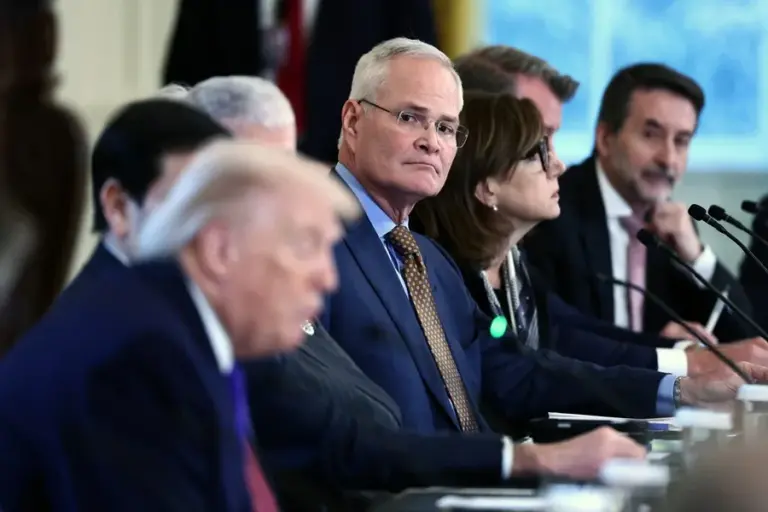 Exxon Mobil evalúa regreso a Venezuela con equipo técnico pese a tensiones con Trump