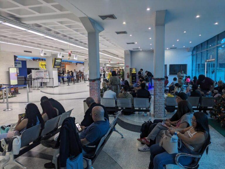 A 5.500 viajeros bajó el movimiento por semana en el aeropuerto de San Antonio