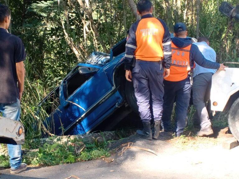 Volcó fuera de la vía a la altura de La Llanada