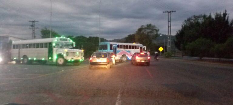 Piden presencia de efectivos de Tránsito Terrestre en la avenida Marginal del Torbes