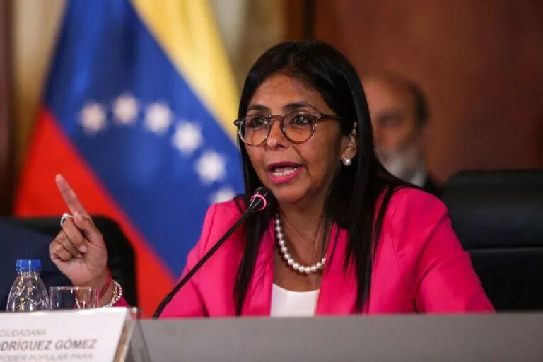 Delcy Rodríguez y Diosdado Cabello anuncian su regreso a X