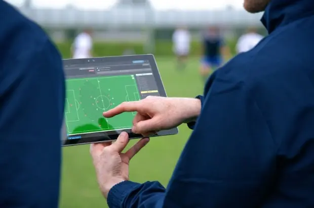 Entrenadores de datos en el fútbol moderno