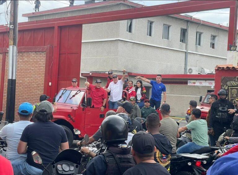 Diosdado Cabello lidera acto oficialista en frontera por la «Batalla de los 4 Puentes»