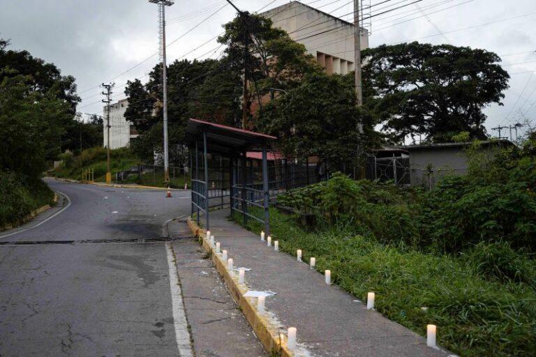 Colombianos gritan por su excarcelación en el Rodeo I