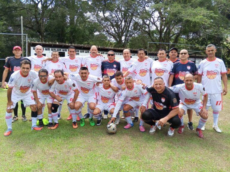 Supra 50: fútbol sin caducidad