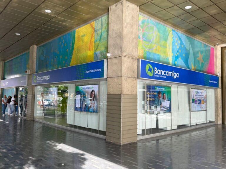 Bancamiga fusiona arte y finanzas con el mural “Narrativas globales” en su Agencia Altamira