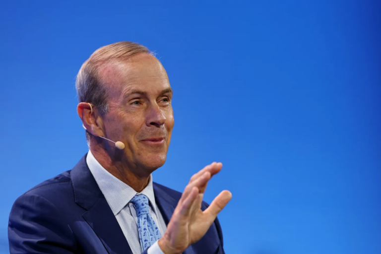 CEO de Chevrón afirma que Ley de Hidrocarburos en Venezuela es insuficiente para nuevas inversiones