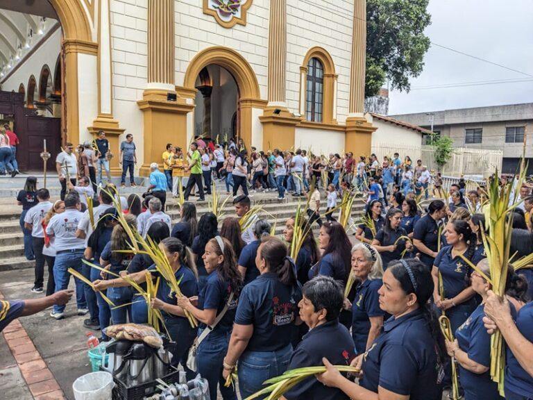 Así se vive el Domingo de Ramos en San Antonio