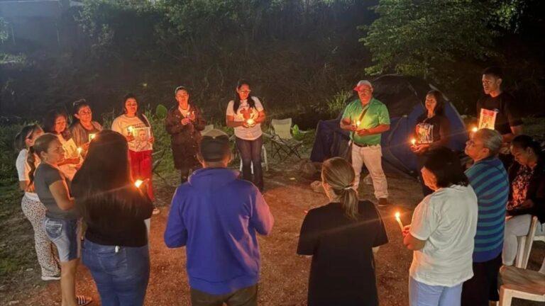 Familiares de presos políticos cumplieron 77 días de vigilia en El Rodeo