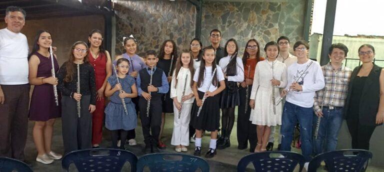 Mágica tarde de flautas en la Escuela de Música Miguel Ángel Espinel