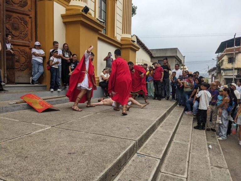 La frontera revivió los duros momentos de Jesús previos a la crucifixión