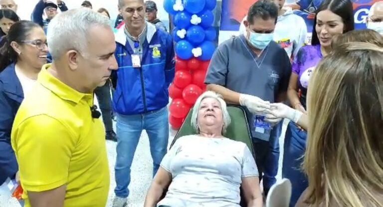 Gobierno regional y Fundafamilia entregan prótesis dentales a 74 cordobenses