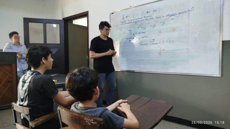 Taller de Música dictaron estudiantes de la UNET en la EMMAE