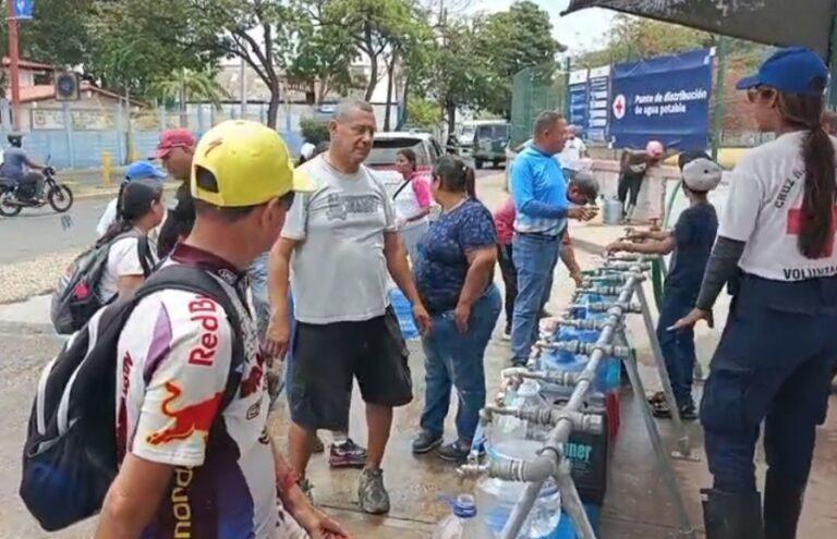 Ciudadanos, organizaciones y empresas se unen para enfrentar la crisis de agua en Sucre