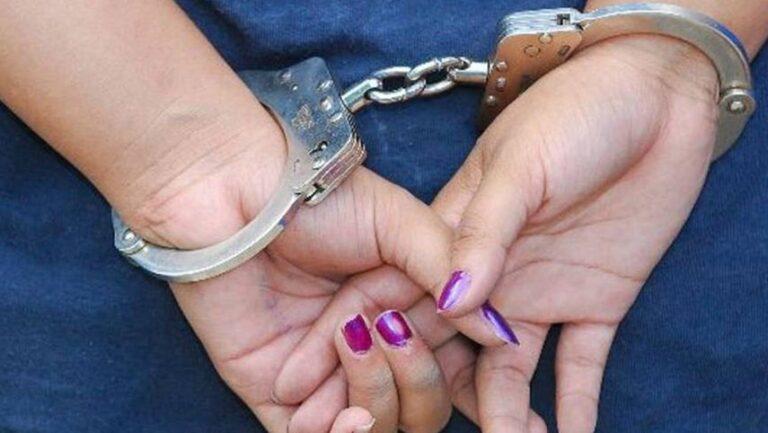 Capturan dos mujeres por venta ilícita de medicamentos colombianos en Rubio