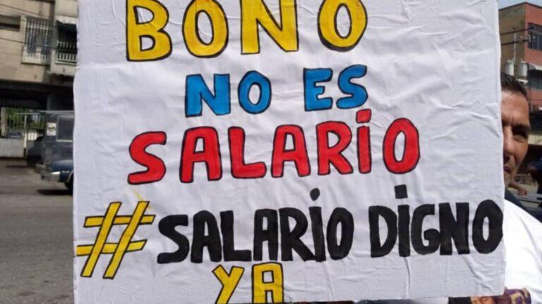 Trabajadores en Caracas marchan hacia Plaza Morelos en rechazo a la política de bonificaciones