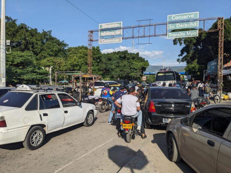 Embotellamiento en La Parada este 9M
