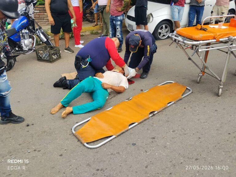 Un hombre lesionado en colisión de moto y bicicleta