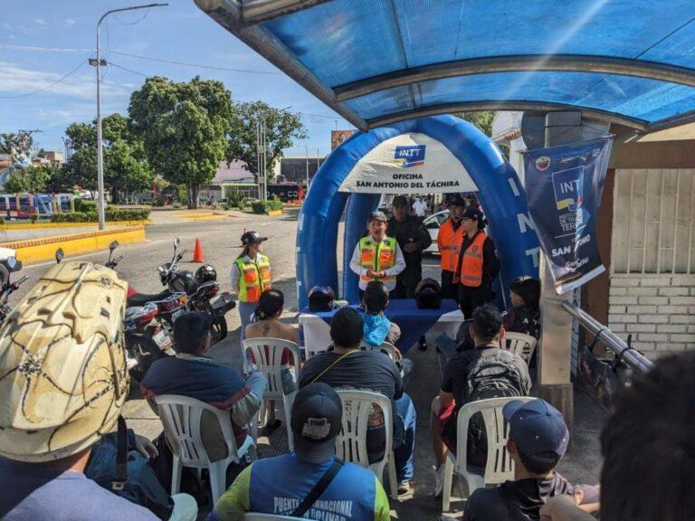 Más de 300 motorizados abordados en aulas viales en frontera