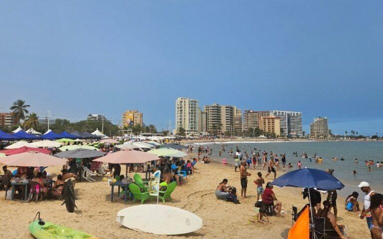 Playas de Lechería estuvieron concurridas en el Día del Trabajador