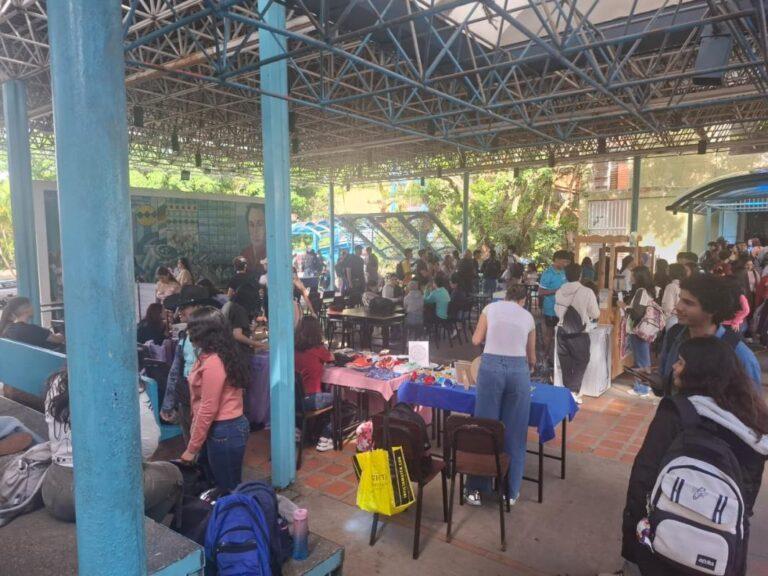 Festival estudiantil en la ULA Táchira