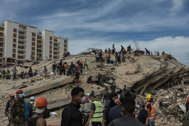EEUU envía cientos de militares y equipos a Venezuela para apoyar labores