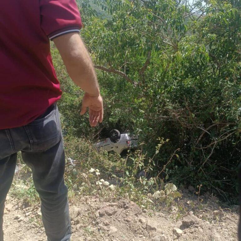 Una mujer fallecida y tres lesionados en colisión vía hacia la frontera