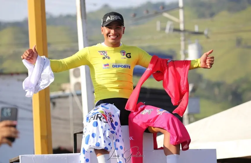 Tachirenses Arlex Méndez y Jennire Roa se coronan en el omnium elite de los nacionales de pista 