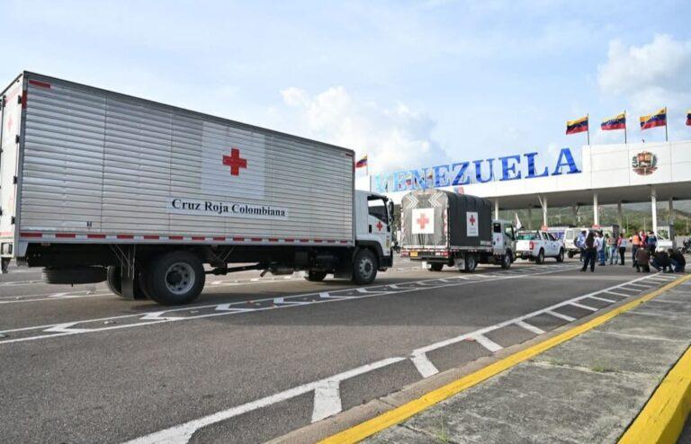 Cruz Roja cruzó el Atanasio Girardot con 10 toneladas de ayuda humanitaria