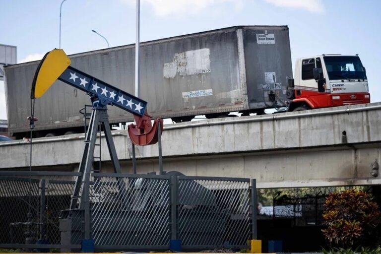 Venezuela firma con Repsol memorando en materia de gas y petróleo