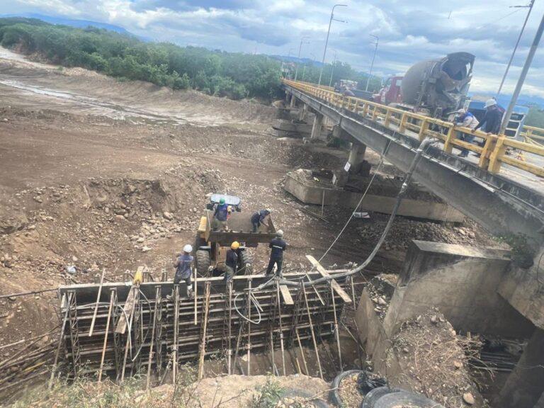Así avanzan los trabajos en el puente de Ureña