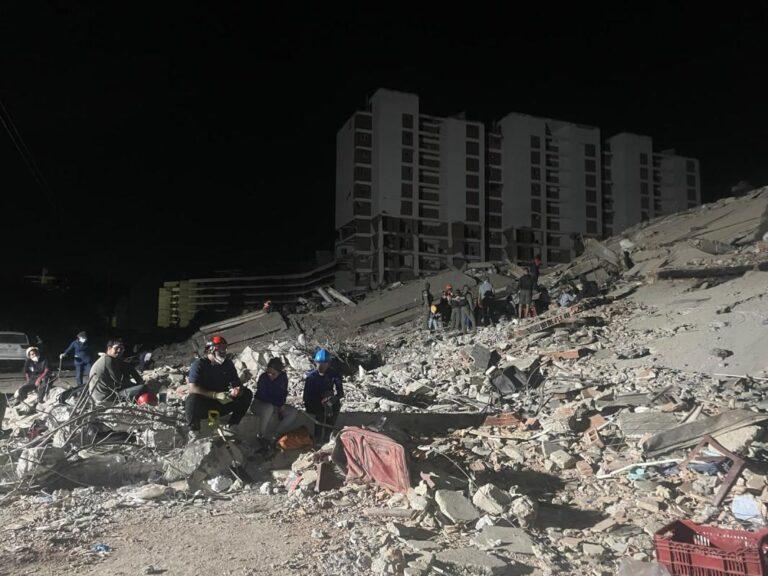Un tachirense entre los voluntarios en la zona cero