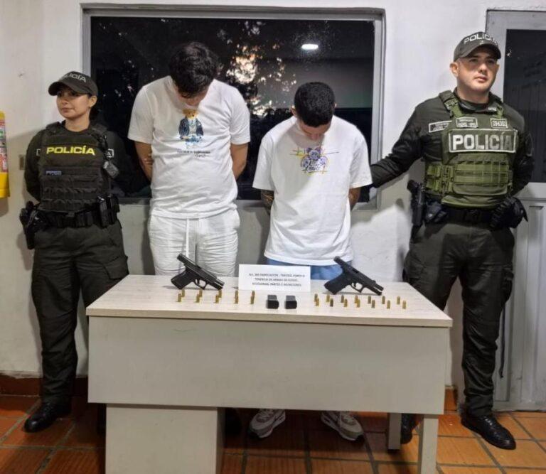 Iban armados a bordo de un taxi en Cúcuta
