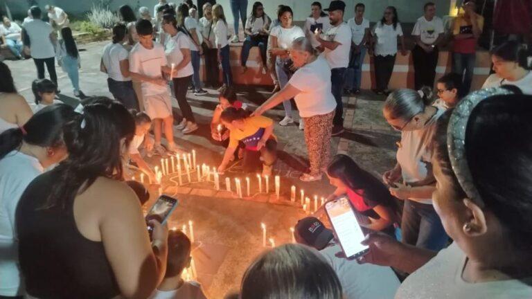 El Palotal también se unió en oración