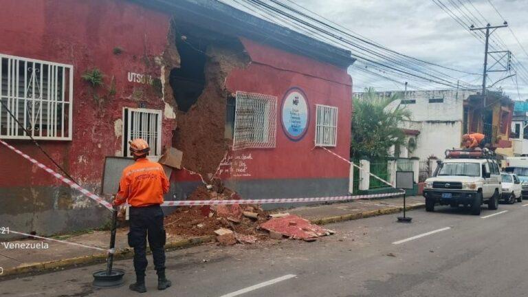 Lluvias causan inundaciones, colapsos de viviendas y obstrucciones viales en Táchira