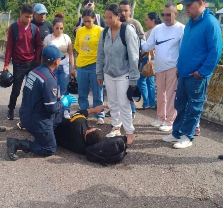 Accidente de tránsito en la autopista tramo San Juan de Colón deja a dos lesionados