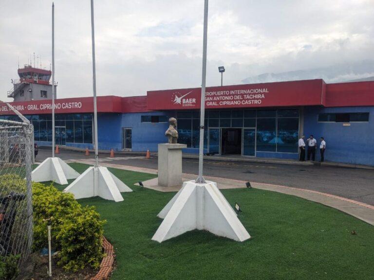 A media máquina se mantiene operatividad en aeropuerto de frontera