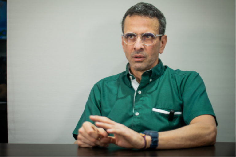 Capriles exige un «verdadero» plan de reconstrucción, al cumplirse dos meses del sismo