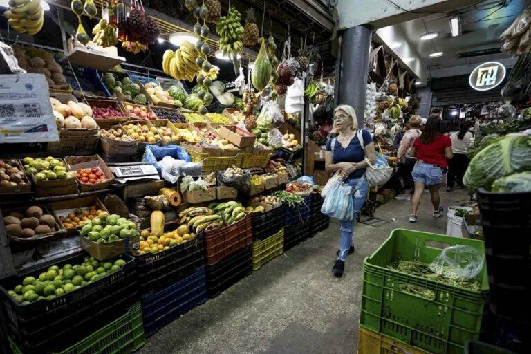 Inflación sube 6,1 puntos en julio y llega a 19,9 %