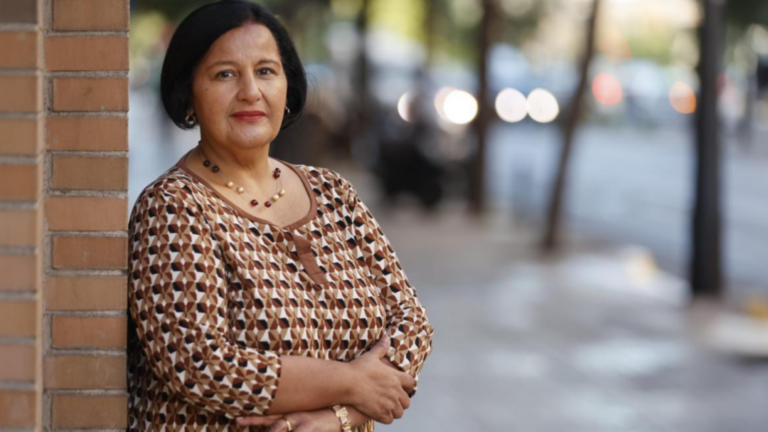 Dinorah Figuera pide tiempo ante la exigencia de «elecciones ya»: primero va la restitución normativa