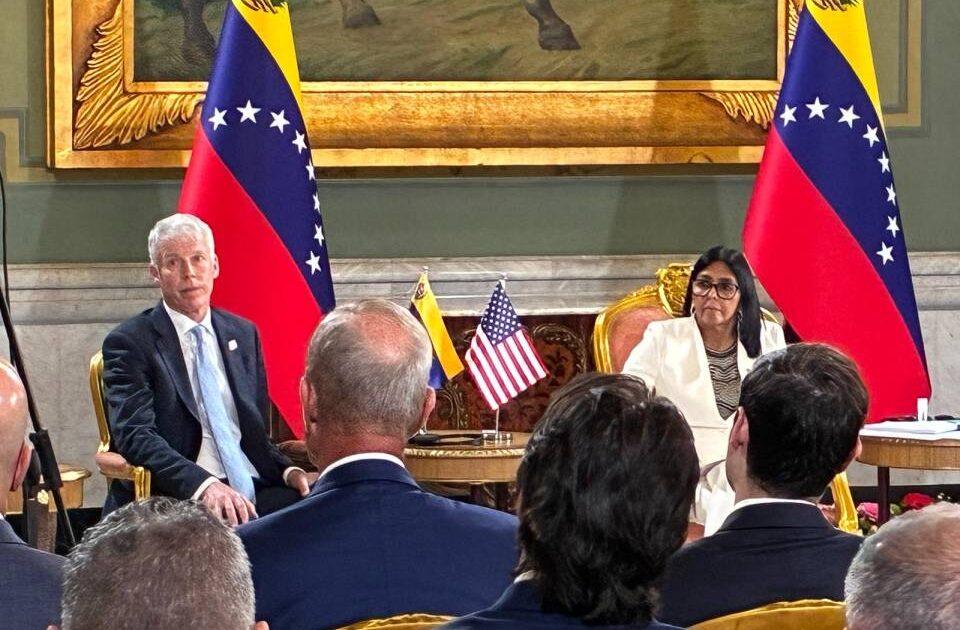 Transparencia Venezuela exige cuentas claras en el acuerdo petrolero con EEUU