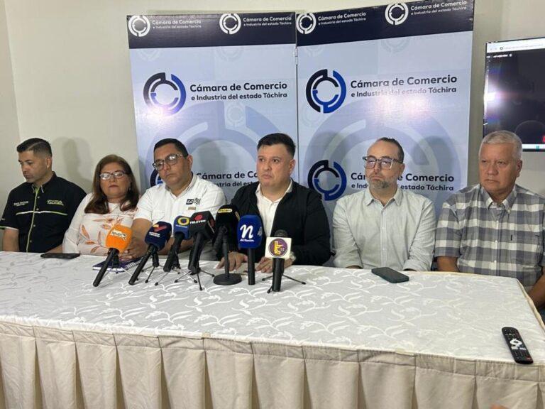 Gremios y cámaras impulsan reforma tributaria y crean observatorio andino