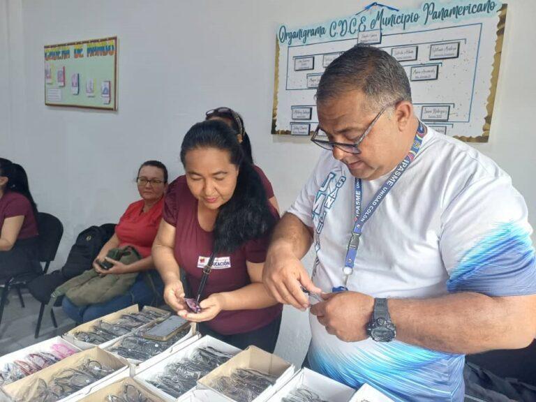 Ipasme Colón entregó lentes al gremio educativo