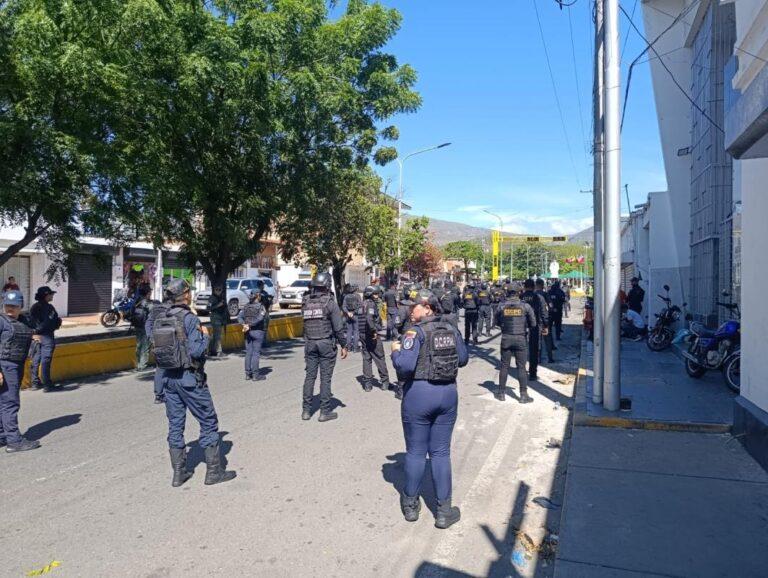 Despliegue de seguridad en la avenida Venezuela